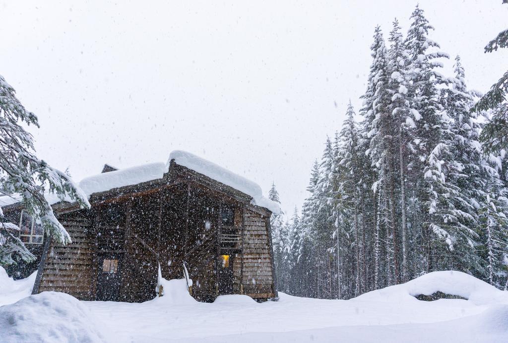 Ubc Whistler Lodge ويسلار المظهر الخارجي الصورة