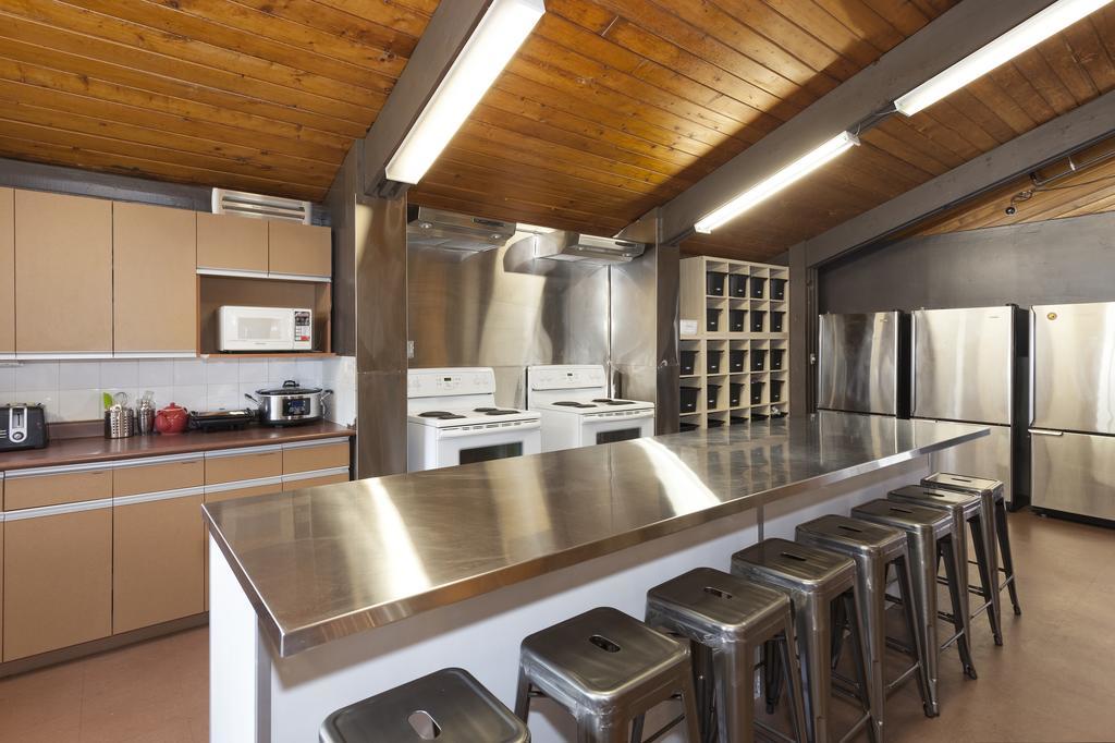 Ubc Whistler Lodge ويسلار المظهر الخارجي الصورة