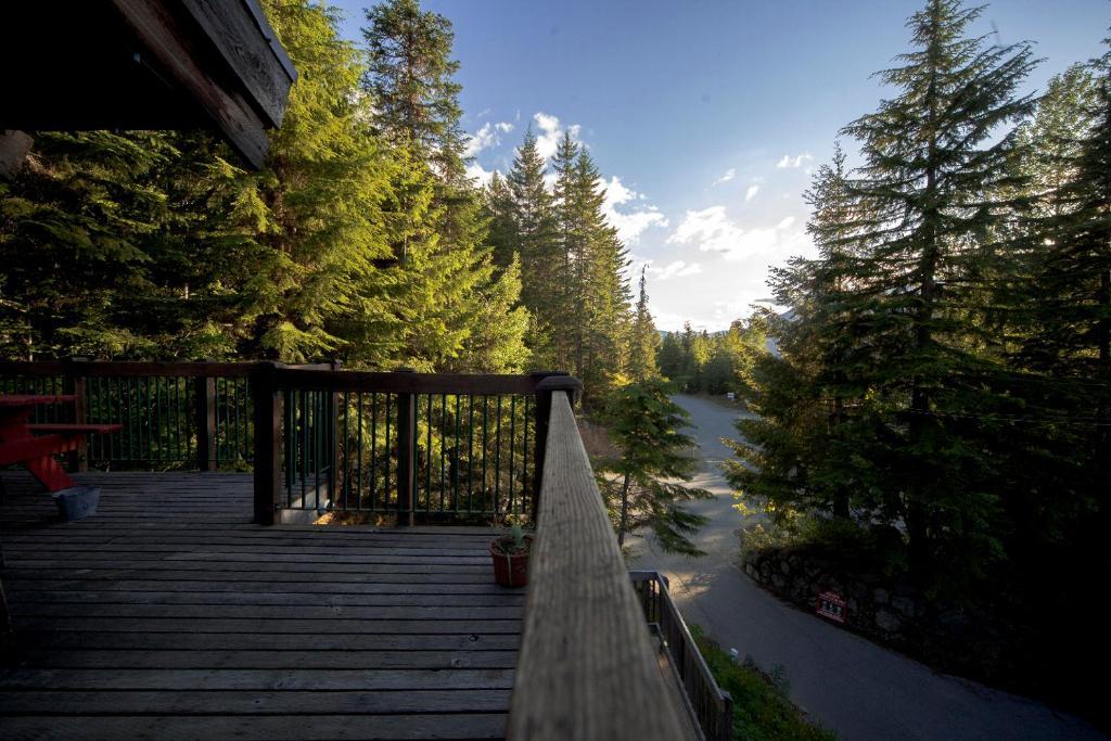 Ubc Whistler Lodge ويسلار المظهر الخارجي الصورة